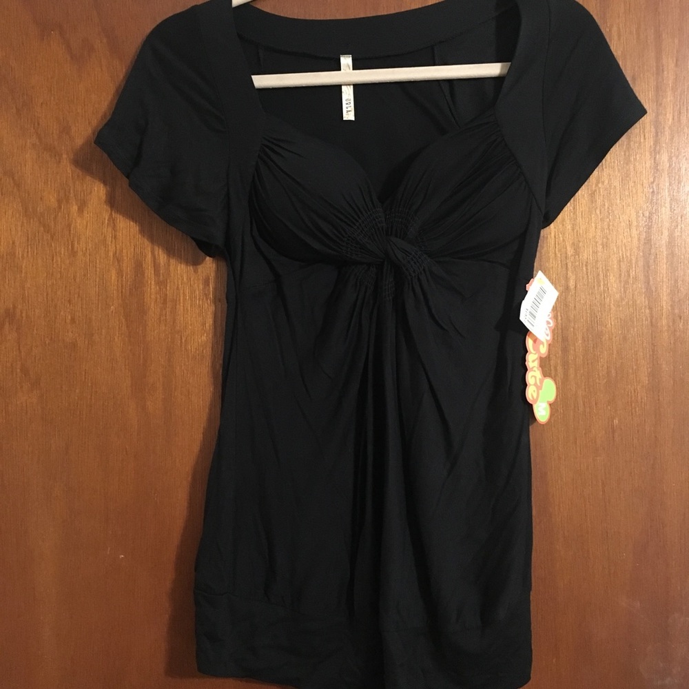 NWT 2Cute Black Short Sleeve Shirt Padded Top Knot